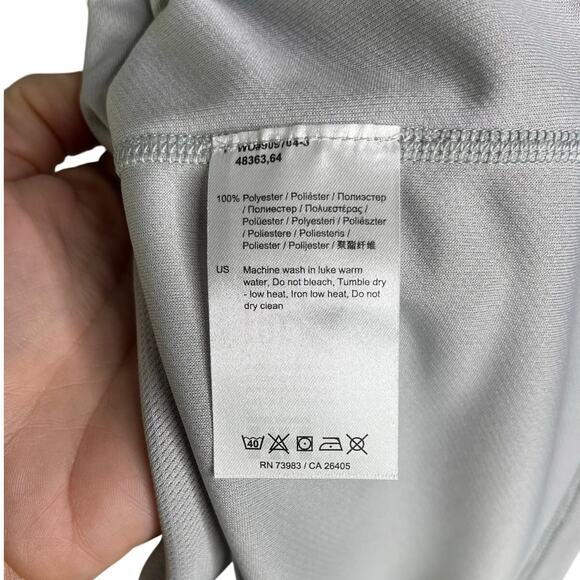 Helly Hansen Athletic Shirt Mens Small Gray UPF 50+ Regular Fit NWT - Picture 8 of 12